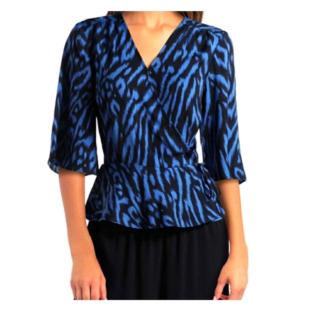 Gigi Parker Flutter Sleeve Wrap Top Blue‎ and Black animal print Size Small